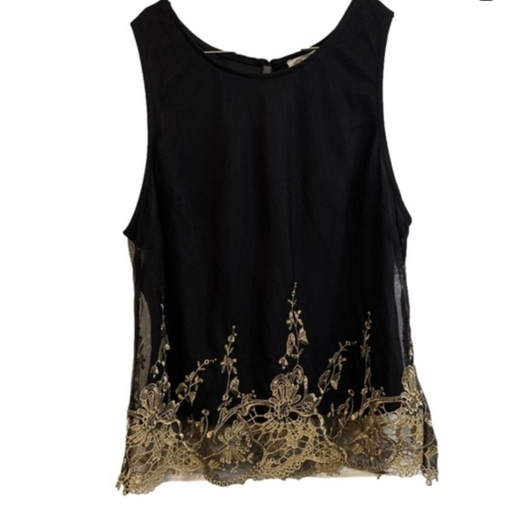 NWT Ultra Pink Black and Gold Lace Embroidered Top